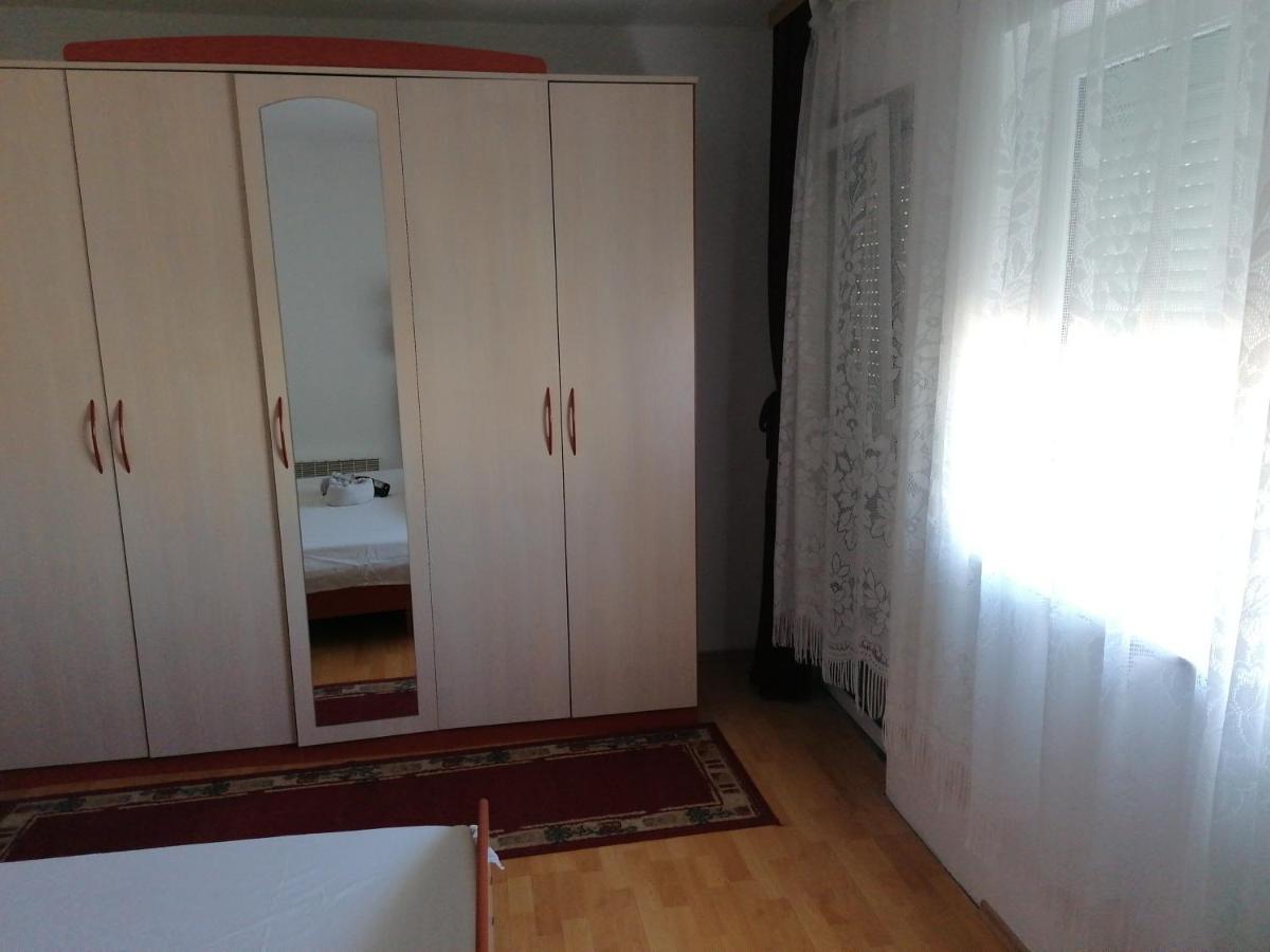 Ferienwohnung Tea Povljana Exterior foto